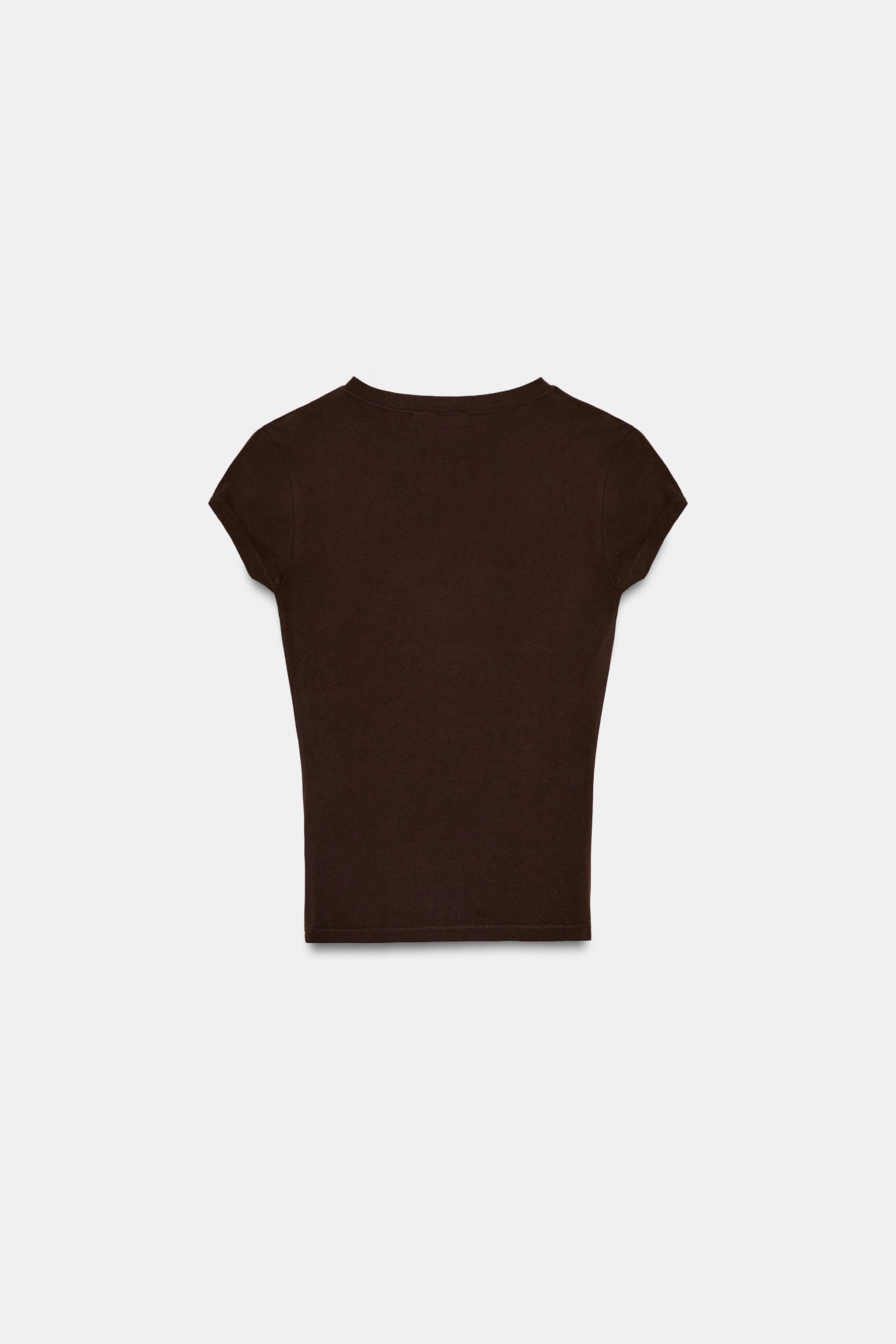 V-NECK T-SHIRT